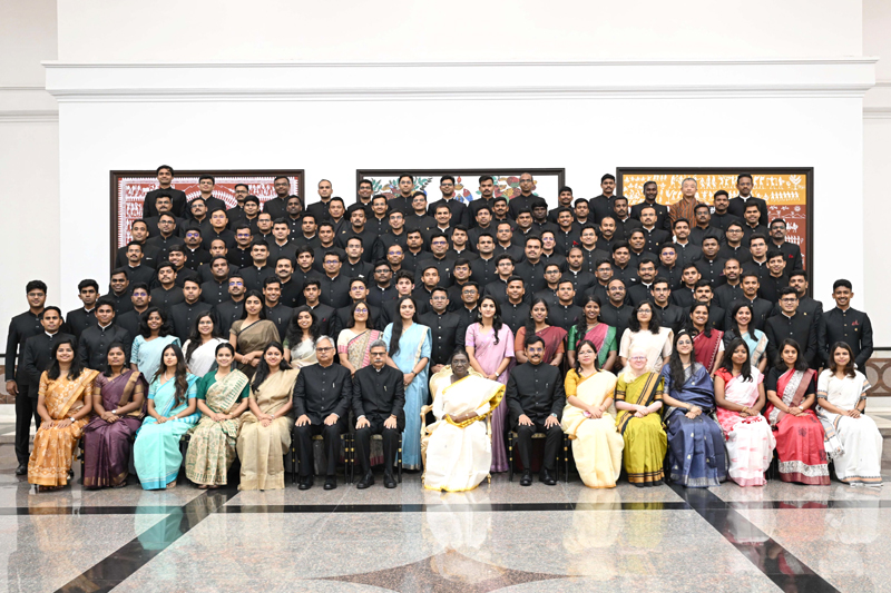 IFS Probationers of 2024 and 2025 Batches Call on Hon'ble President-6