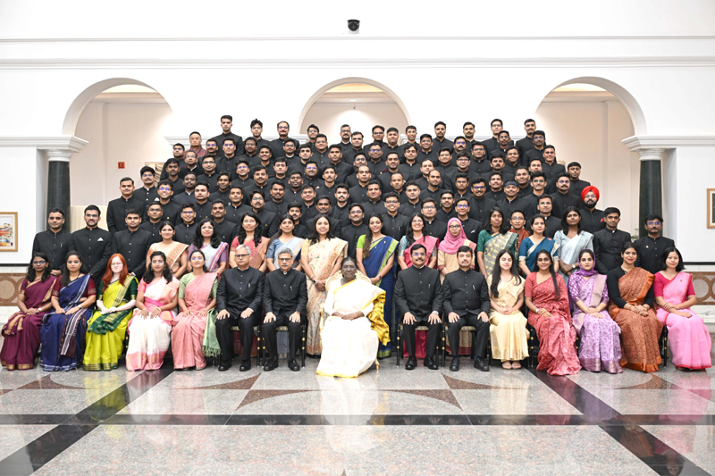 IFS Probationers of 2024 and 2025 Batches Call on Hon'ble President-5
